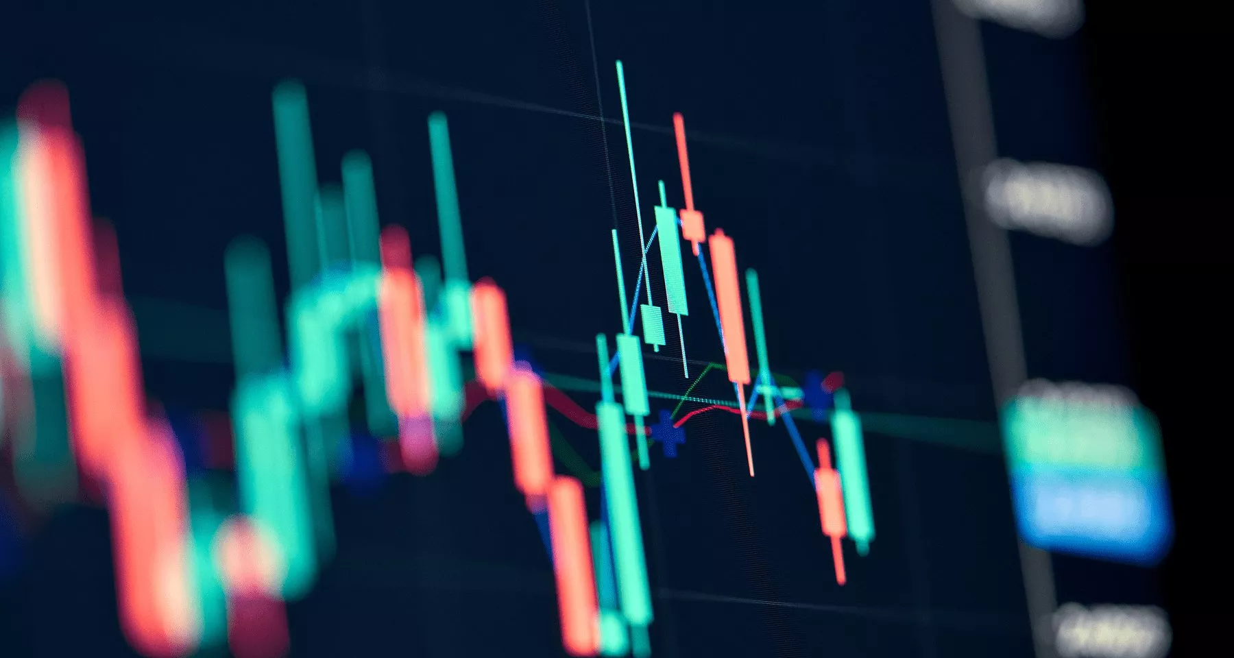 El futbolista misterioso de Champions League: juega un partido enmascarado y marca